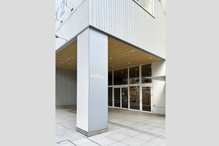 おおたかの森S・C　ANNEX 2を通り過ぎます